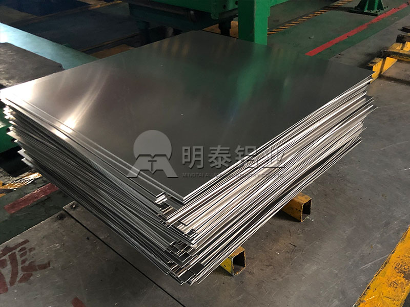 方形电池铝壳原材料_动力电池壳料3003铝板生产厂家