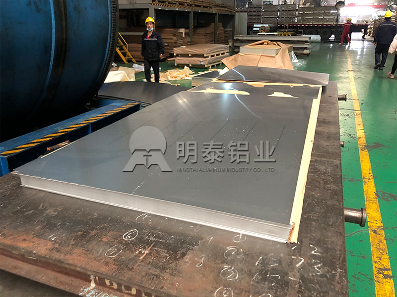 明泰屋面板用3004铝板严格执行国标-质量可靠